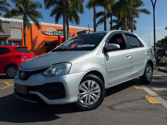 TOYOTA ETIOS 1.5 X SEDAN 16V FLEX 4P MANUAL TOYOTA ETIOS 1.5 X SEDAN 16V FLEX 4P MANUAL